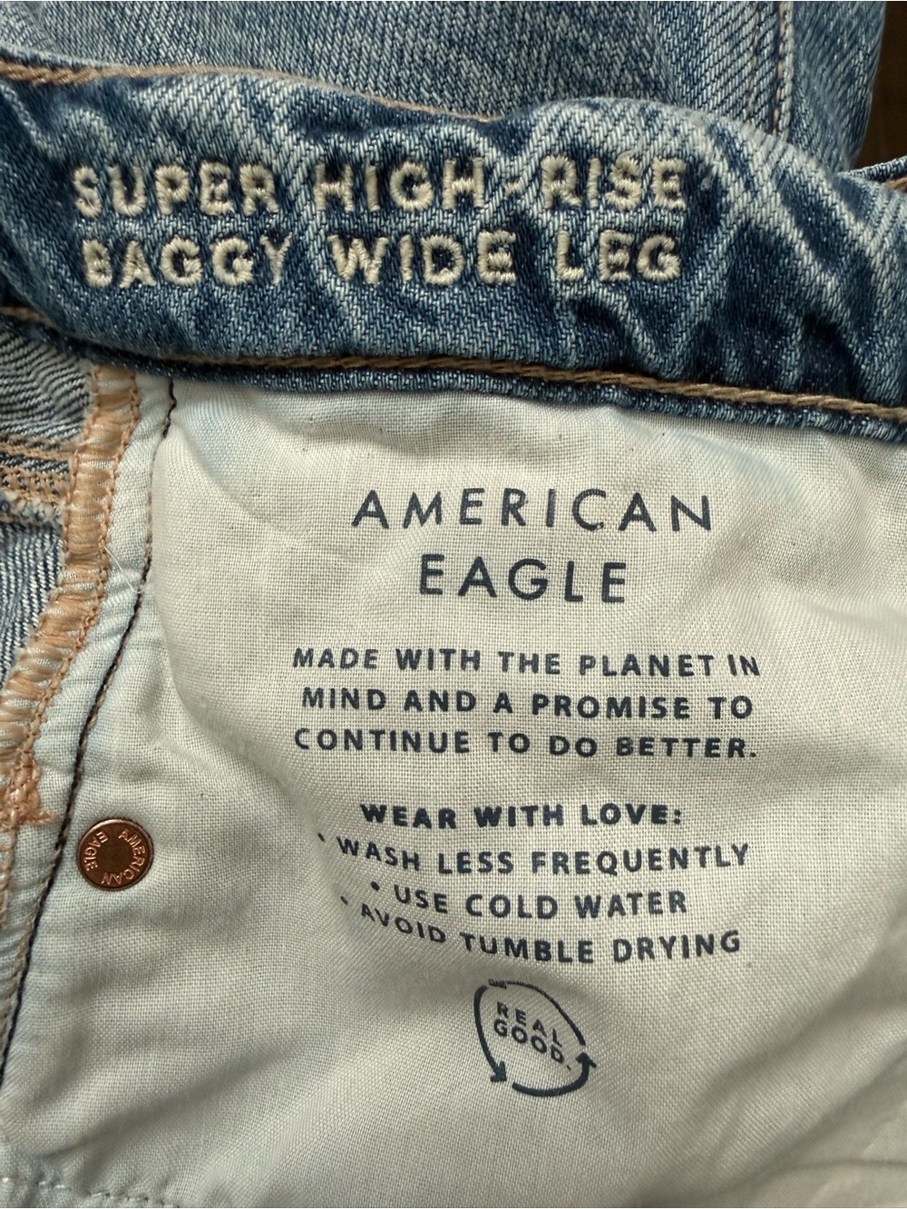American Eagle Super High Rise Baggy Wide Leg Jeans - Picture 6 of 7